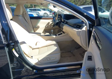 2013 Lexus Es 350 z USA, uszkodzony, nr VIN JTHBK1GG6D2045528